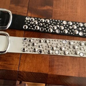 Ladies belts, lot of 2